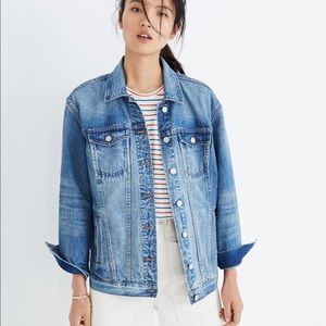 The oversized jean jacket in capstone wash